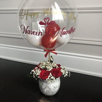 Custom Balloons With Fresh Roses